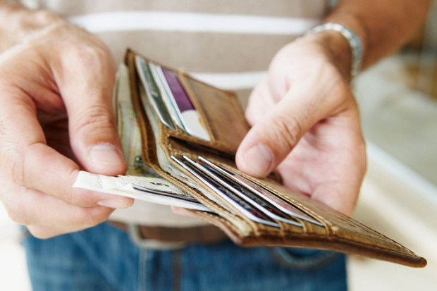 Cẩm nang du lịch Phú Quốc - Tiền bạc và giấy tờ tùy thân.