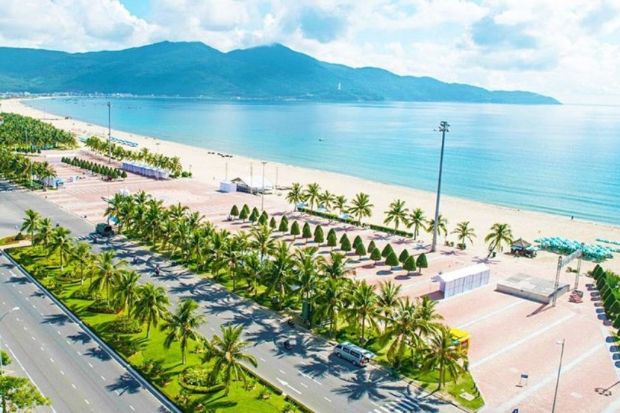 combo Đ&agrave; Nẵng 4 ng&agrave;y 3 đ&ecirc;m 2023 - c&ocirc;ng vi&ecirc;n biển đ&ocirc;ng