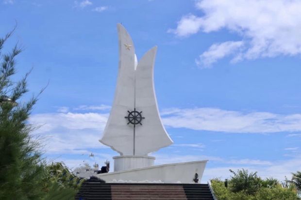 combo ph&uacute; y&ecirc;n quy nhơn - đo&agrave;n t&agrave;u kh&ocirc;ng số