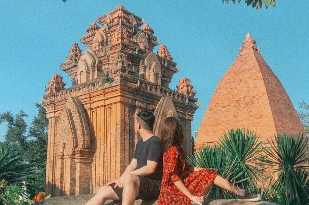 Du lịch Nha Trang tự túc 2023 - Tháp Bà Ponagar.