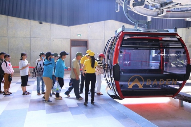 Ga cáp treo Bà Đen -Ga Vân Sơn.