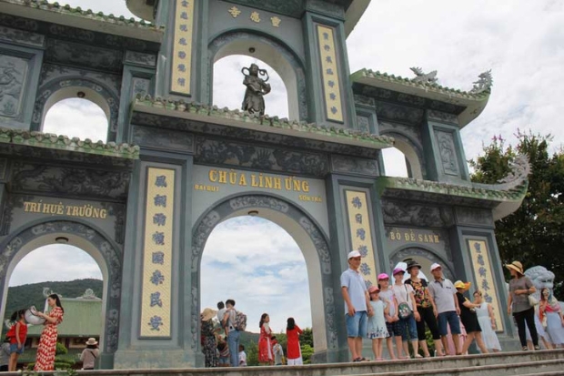 Lịch trình đi Đà Nẵng 4 ngày 3 đêm - chùa Linh Ứng