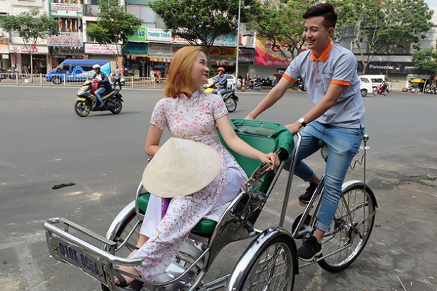 Trải nghiệm tại Hồ Chí Minh - Xích lô.