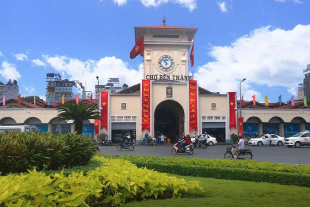 Trải nghiệm tại Hồ Chí Minh - Chợ Bến Thành.