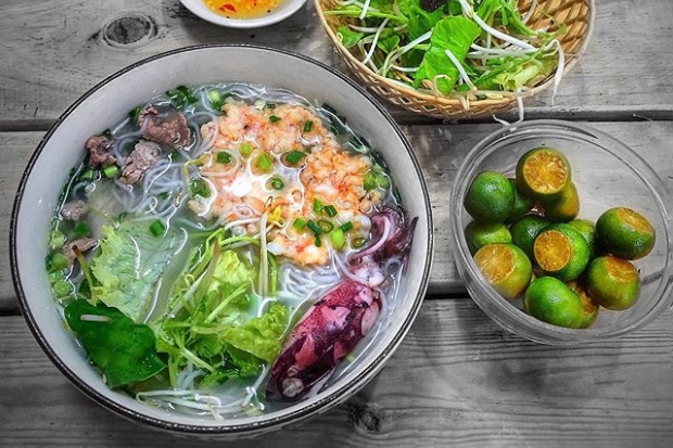 Trải nghiệm tại Phú Quốc - Bún quậy Kiến Xây.