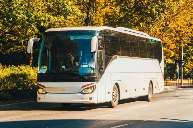 Trải nghiệm tại Thái Lan bằng xe khách cũng là một trong những lựa chọn của du khách