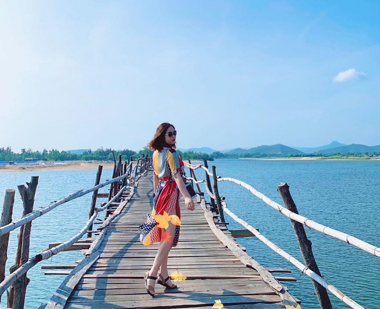 Cầu gỗ Ông Cọp