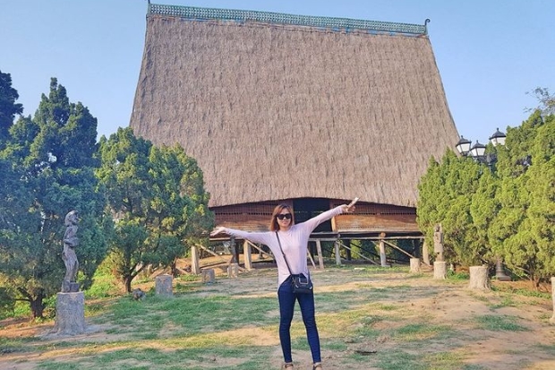 Khu du lịch Happy Land - Nhà rông Tây Nguyên