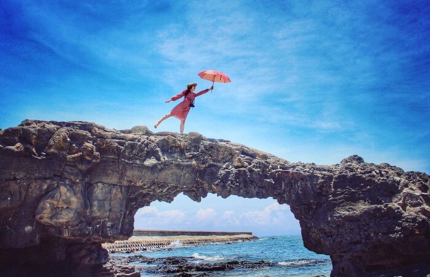 Mùa hè nên du lịch ở đâu - Cổng Tò Vò