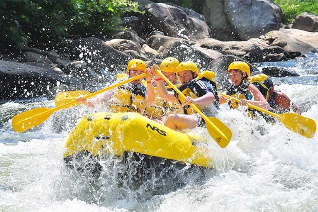 Thác Datanla - Chèo thuyền vượt thác