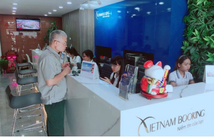 l&agrave;m thủ tục xin visa du học Canada