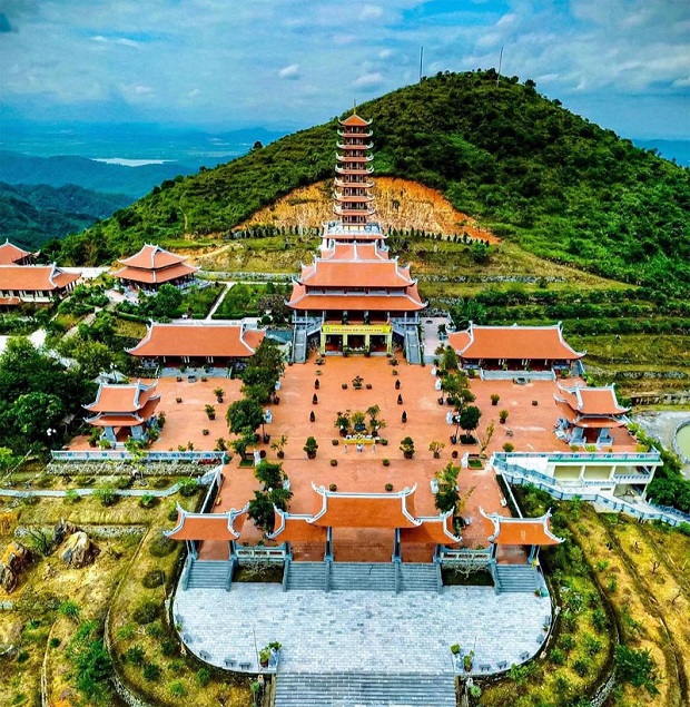 săn vé máy bay đi Vinh giá rẻ