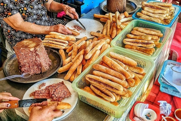 Bản đồ food tour Hải Phòng - Bánh mì que