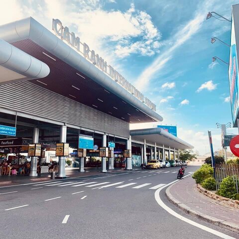 Lịch s&acirc;n bay Cam Ranh