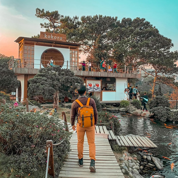 Khu du lịch Lá Phong