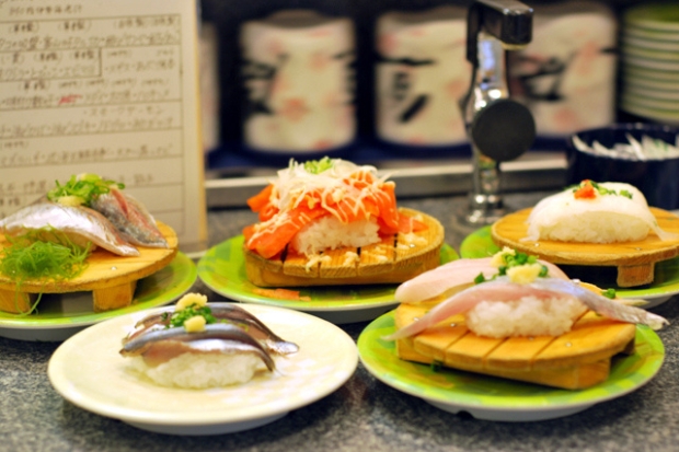 Trung tâm thương mại Shinsaibashi - Sushi
