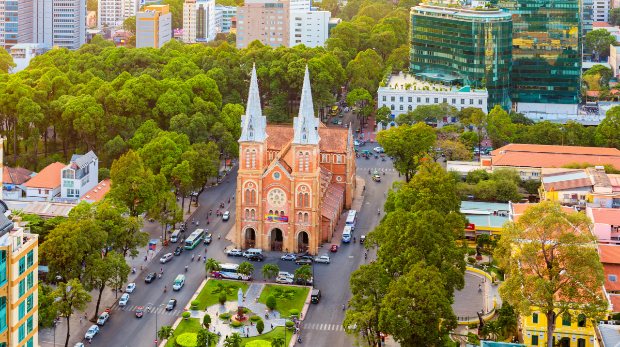 V&eacute; m&aacute;y bay đi TPHCM th&aacute;ng 7