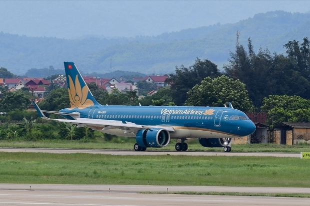 Đặt v&eacute; m&aacute;y bay Vietnam Airlines Đ&agrave; Lạt đi Đ&agrave; Nẵng tại Vietnam Booking