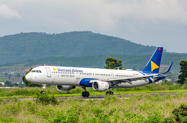 vé máy bay Vietravel Airlines