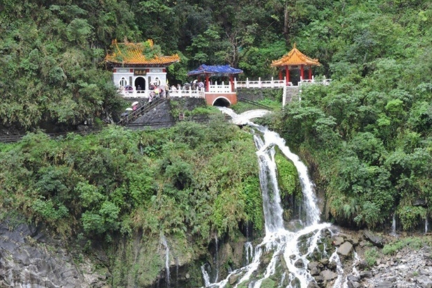 Cảnh đẹp Đ&agrave;i Loan - C&ocirc;ng vi&ecirc;n quốc gia Taroko