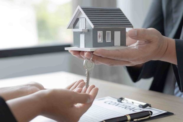 chi ph&iacute; định cư Canada