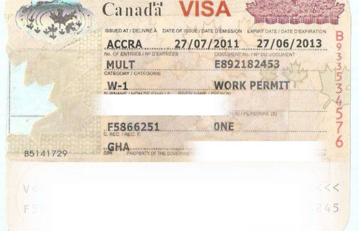 chuyển visa du lịch Canada sang work permit