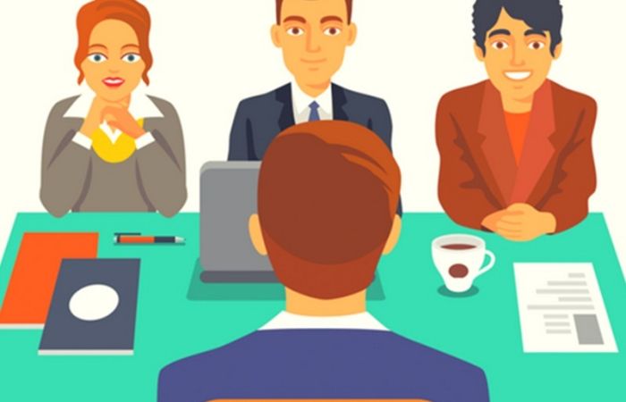 tham gia phỏng vấn khi cần