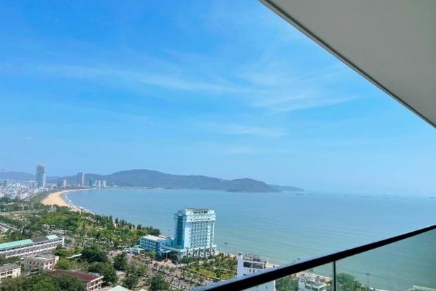 h&ograve;n Kh&ocirc; - q bhouse