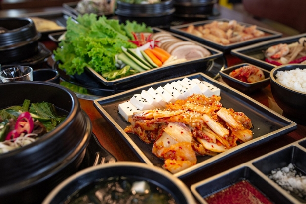 Kinh nghiệm đi Vinwonders Nha Trang - Món ăn BBQ