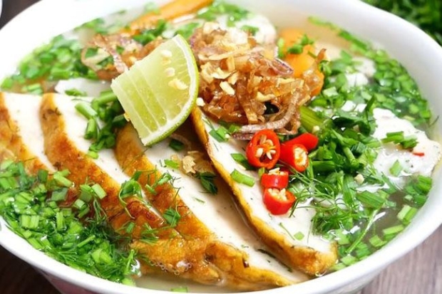 Kinh nghiệm du lịch Nha Trang 4 ngày 3 đêm - Bánh canh chả cá