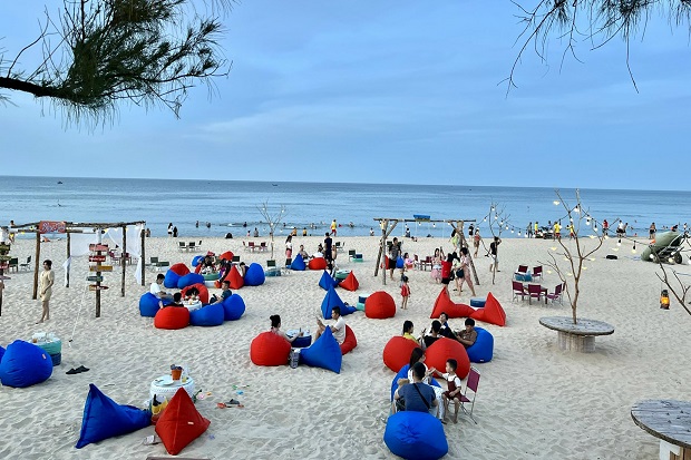 Những bãi biển đẹp nhất Việt Nam - Nhật Lệ