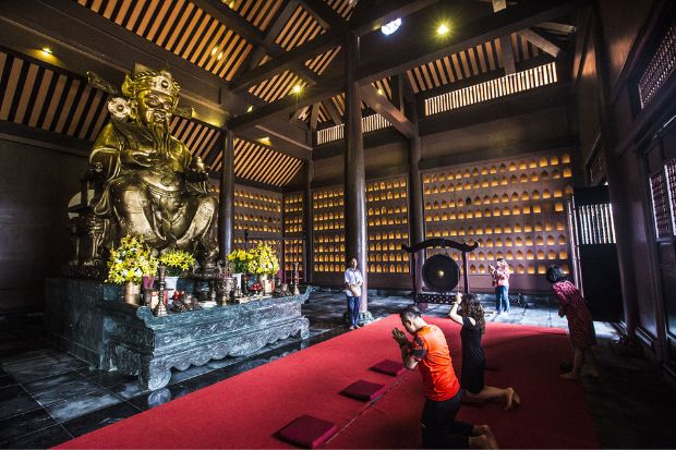 n&uacute;i thần t&agrave;i đ&agrave; nẵng - đền Thần T&agrave;i