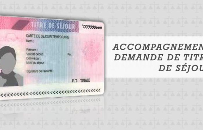 thẻ cư tr&uacute; tại ph&aacute;p