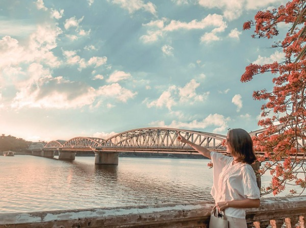 Thời gian bay từ Hà Nội đi Huế các hãng bay