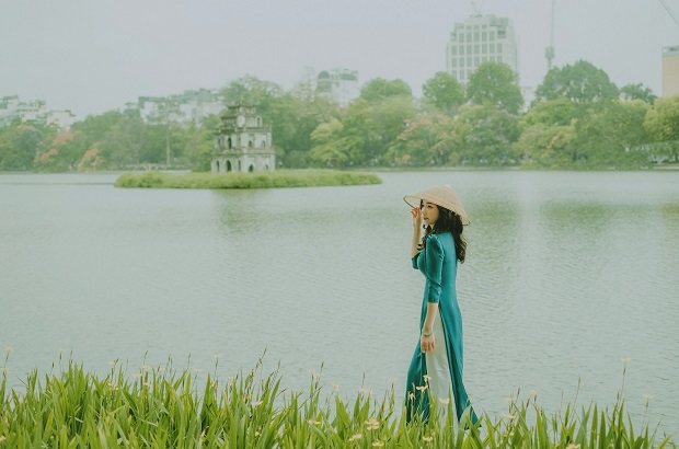 vé máy bay đi Hà Nội