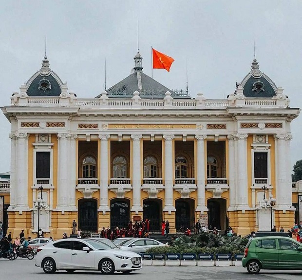 mua vé máy bay đi Hà Nội giá rẻ