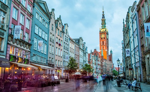 mua v&eacute; m&aacute;y bay đi Gdansk