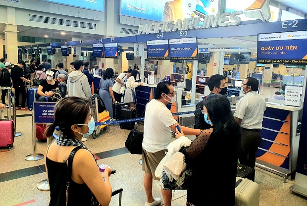 vé máy bay tháng 8 Pacific Airlines