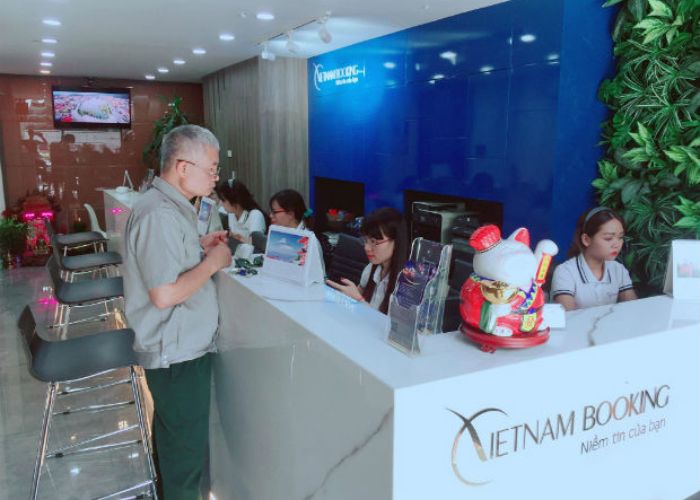 l&agrave;m visa canada tại vietnam booking