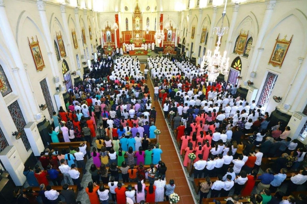 Chơi gì ở Hải Phòng - Nhà thờ Chính tòa Hải Phòng