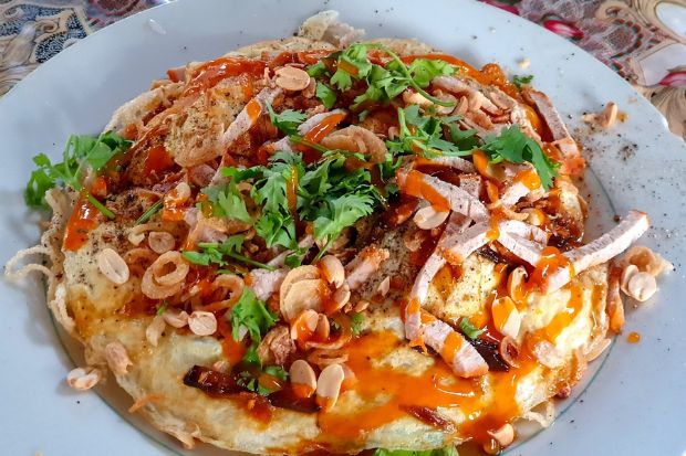 Đặc sản Cần Thơ - pizza hủ tiếu