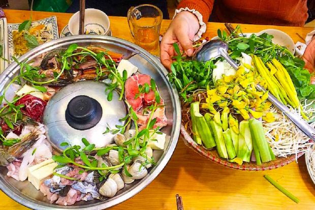 Đặc sản Cần Thơ - lẩu mắm 