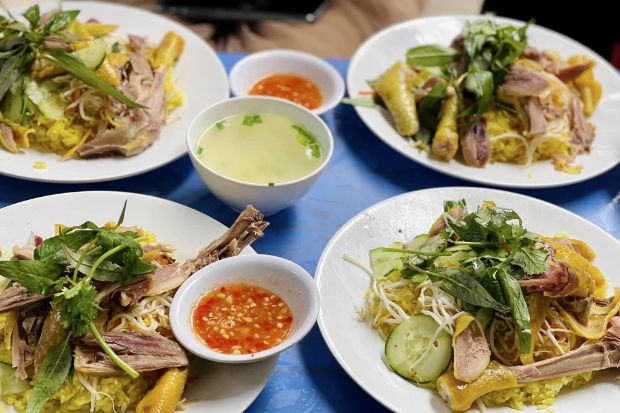 đặc sản phú yên - cơm gà phú yên