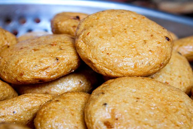 đặc sản quy nhơn -- chả c&aacute; quy nhơn