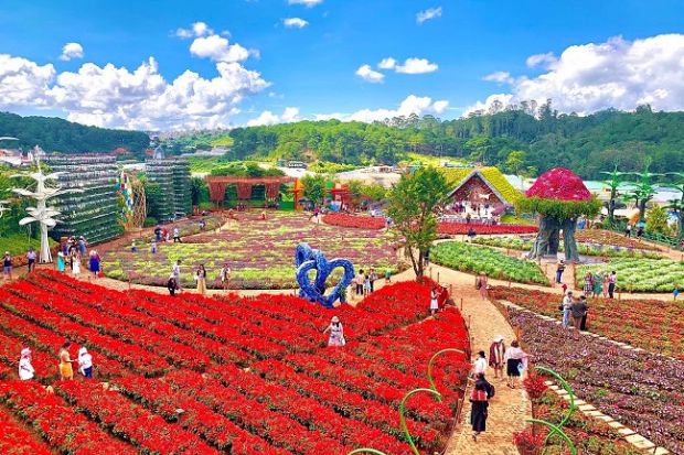 Fresh Garden Đà Lạt - Du khách đến tham quan
