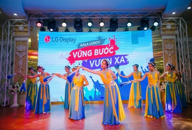 gala lunch - văn nghệ