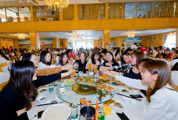 gala lunch - điều kiện chọn đơn vị tổ chức