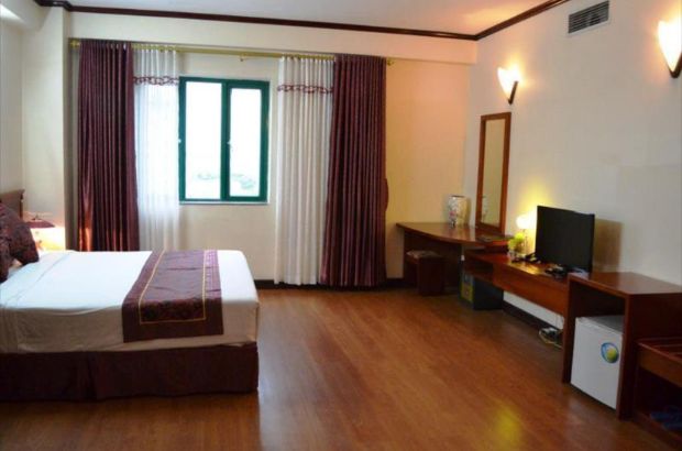 Kh&aacute;ch sạn Blue Sky Quảng Ninh