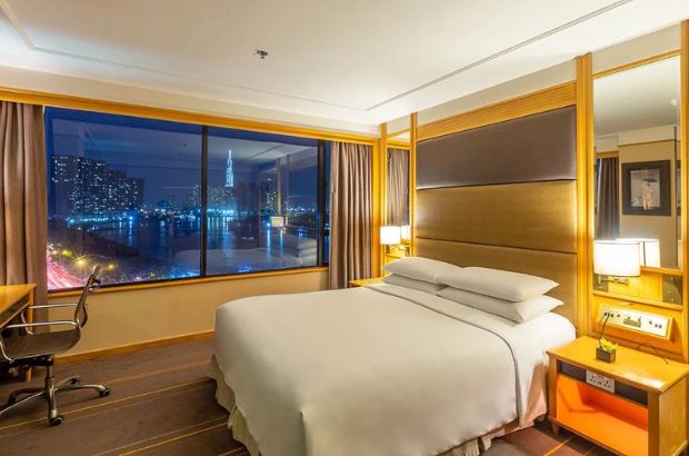 Kh&aacute;ch sạn Renaissance Riverside S&agrave;i G&ograve;n