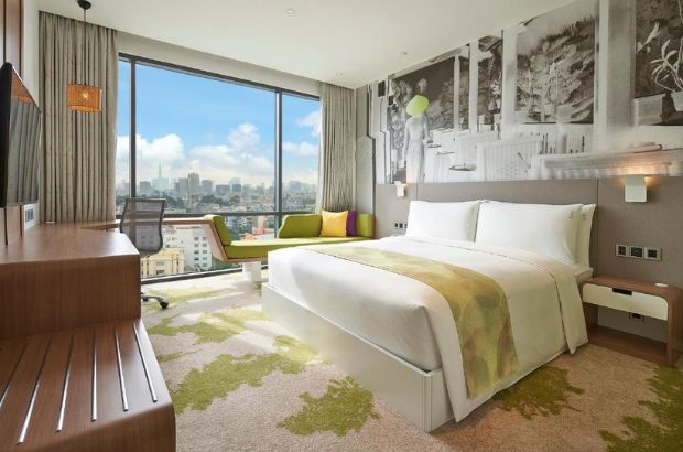 Kh&aacute;ch sạn Holiday Inn & Suites Saigon Airport